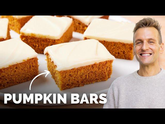 Super Easy Pumpkin Bars | An easy baked good to feel the fall season!