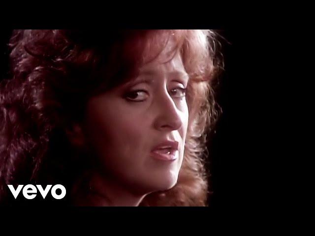 Bonnie Raitt - Nick Of Time (Official Music Video)