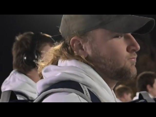 Fans Welcome the Penn State Football Team To Beaver Stadium