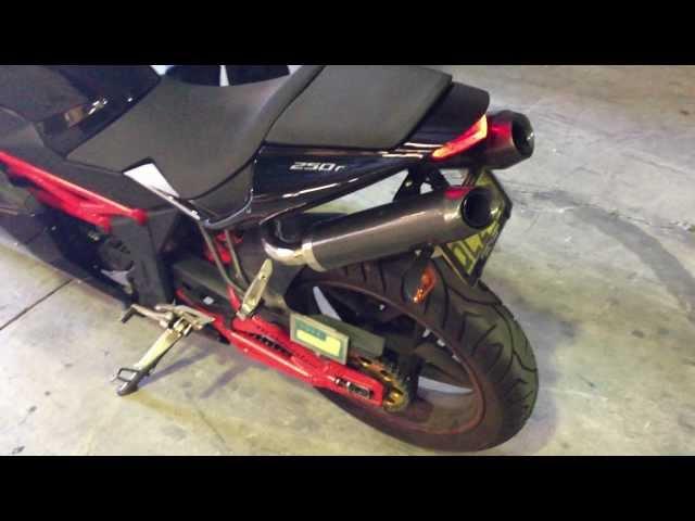 Dual Muffler Megelli 250R #1