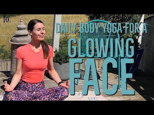 6 Minute Daily Body Yoga For Glowing Skin