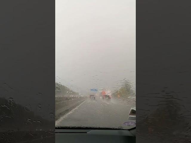 Сумасшедший ливень во Франции