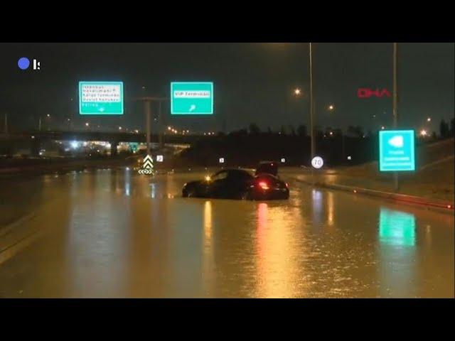 Deadly flash floods hit northwestern Turkey after heavy rains | AFP