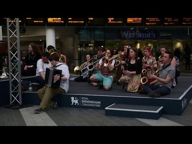 Royal Birmingham Conservatoire’s Folk Ensemble at New Street station