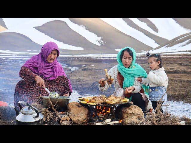 Harvesting wild Vegetables from the Mountains | Shepherd Mother Cooking Shepherd Food in the Nature