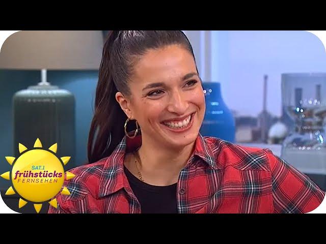 Sally Özcan: Back-Influencerin und Unternehmerin | SAT.1 Frühstücksfernsehen