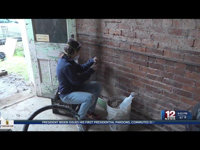 Historical preservation expert teaches masonry restoration