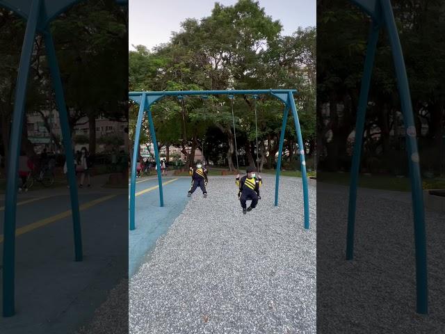 青年公園，溜小孩的好地方