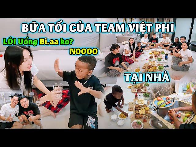 Quang Linh Vlogs || Lôi Con Đảm Đang  Chuẩn Bị Bữa Tối Cho Team Việt Phi.