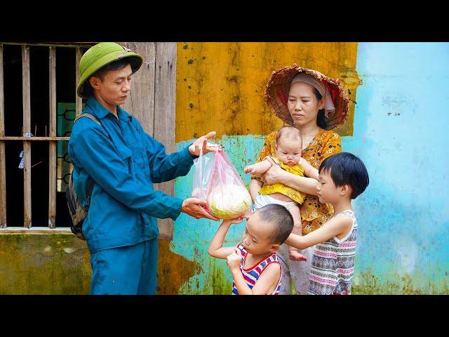 Conspiracy of intruder in single mother's abandoned house | Police help single mothers with food