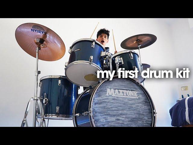 I played my FIRST DRUM KIT again after 9 YEARS!