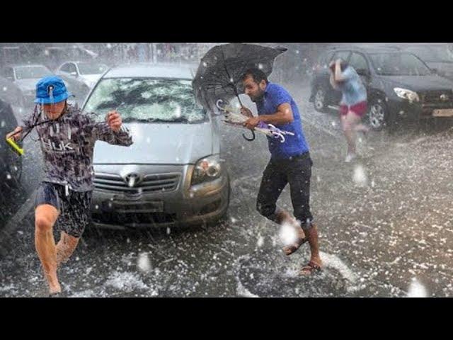 Shocking videos of the rainstorm and hail that hit Córdoba and San Juan.