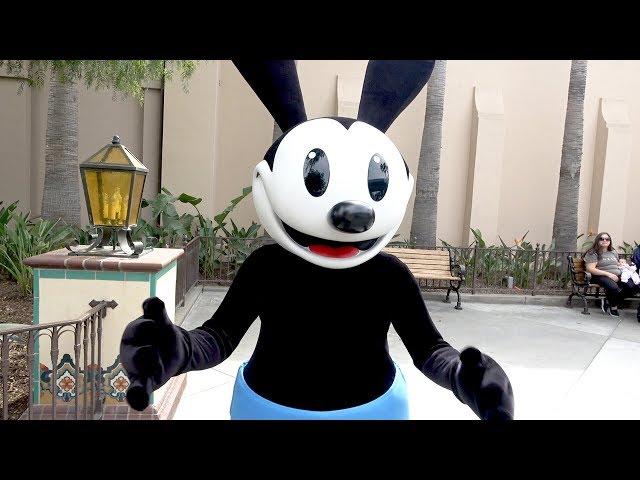 Oswald the Lucky Rabbit Meet & Greet, Disneyland Dreaming Plus Posing w/ Oswald & Ortensia Plush