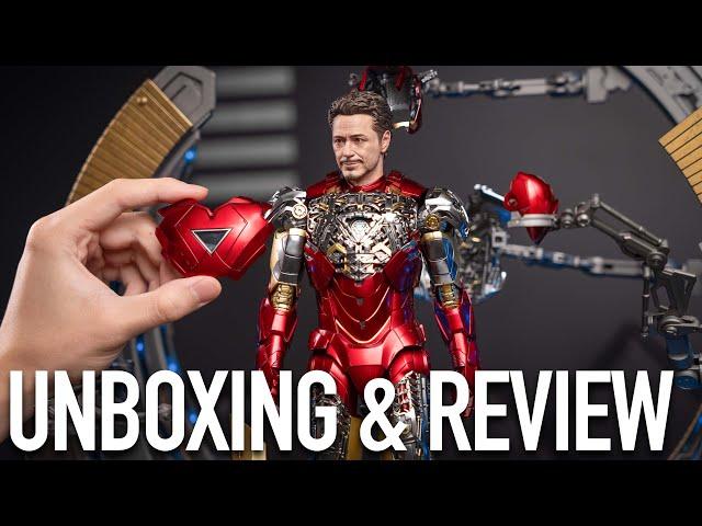 Hot Toys Iron Man Mark VI 2.0 With Suit-Up Gantry Unboxing & Review