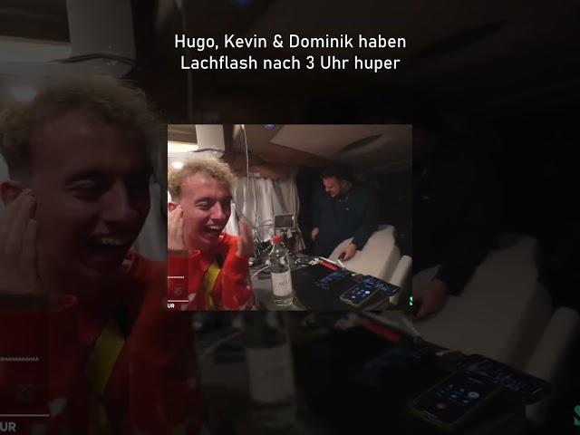 3 Uhr HUPER & LACHFLASH