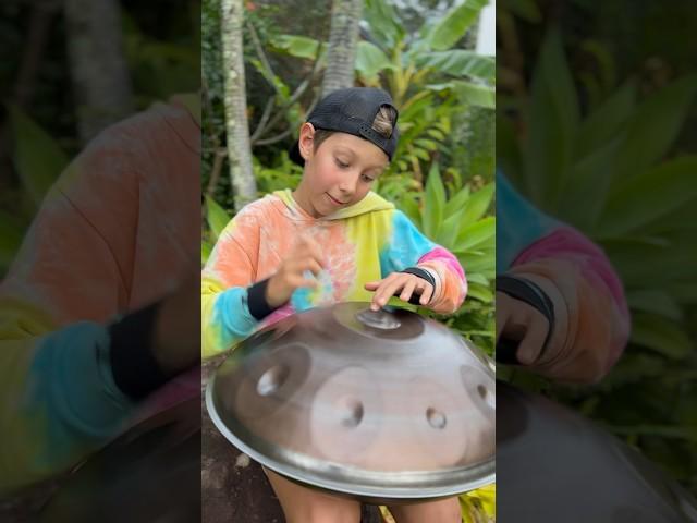 The possibilities are endless! Love Handpan #handpanplayer #prodigy #sunnisessionz #composer #artist