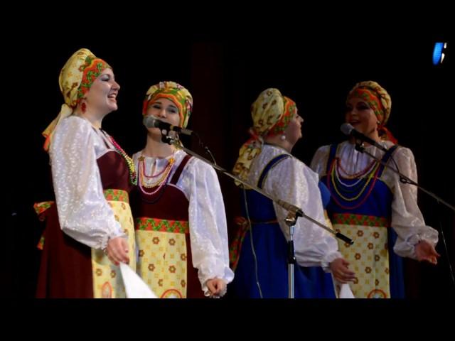 Ансамбль народной песни "Морошка" - "Вдоль по улице широкой"