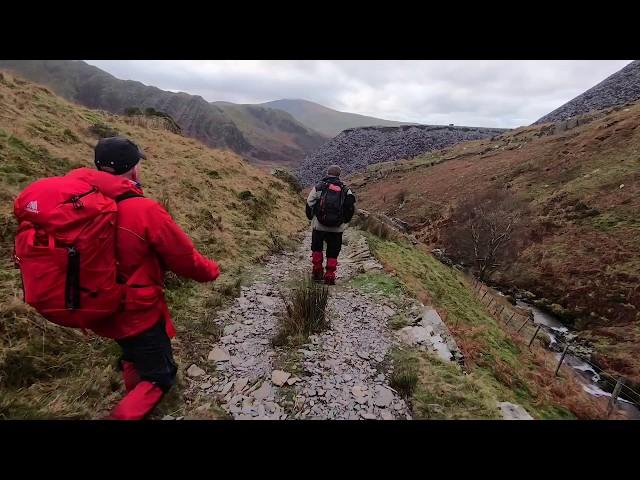 Hiking Y Garn and Elidir Fawr