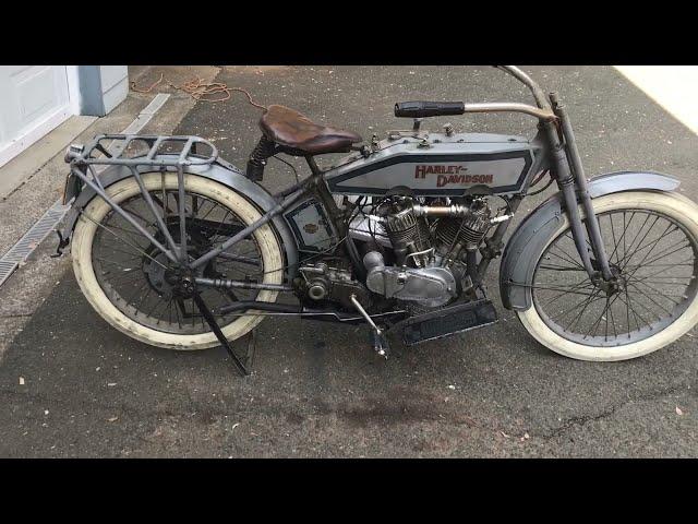 1915 Harley Davidson V-Twin