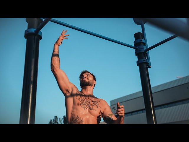 Je vais me buter jusqu'à réussir le GOD SET (50 tractions - 1 muscle up - 50 dips)