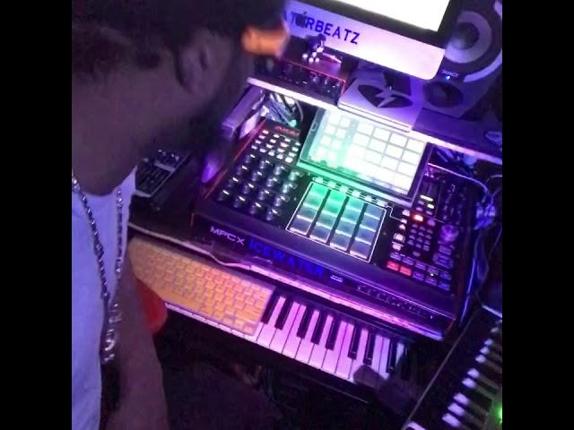 Boombap hiphop beat on the Mpc x