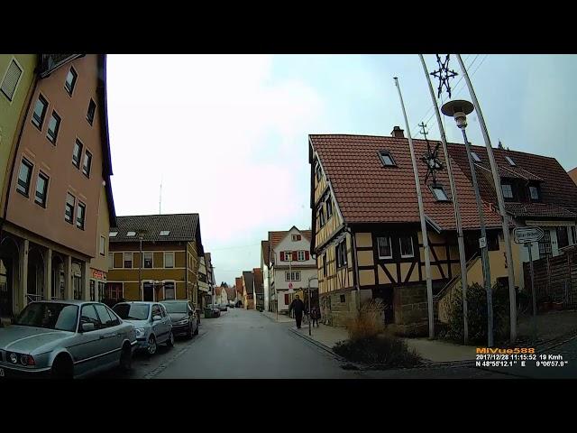 D: Gemeinde Tamm. Landkreis Ludwigsburg. Fahrt durch den Ort. Dezember 2017