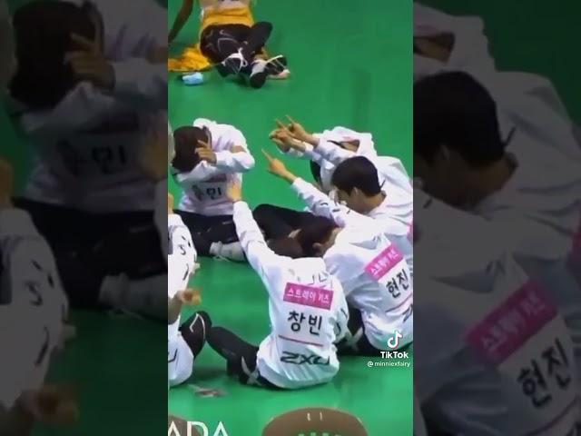 Twice and Stray Kids Isac moments #straykids #twice #skz