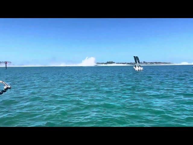 11/08/2023 Key West Offshore Powerboat Races boat crash!