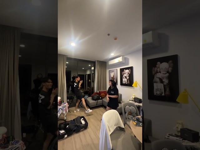 reza (editor) nya noe row lagi main sampe laras nangis sama reza noe marah sama reza #bantusubscribe