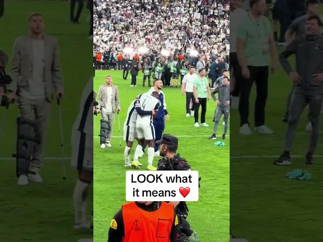 Son Heung-min celebrates winning the Europa League with the Spurs fans ️ Watch the UEFA Europa