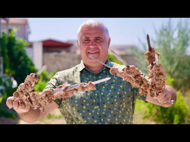 Barbecue from beef marinated in thyme and lemons