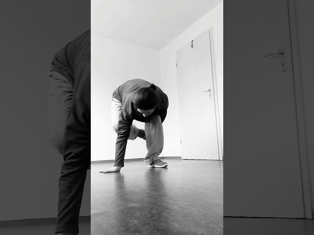 Bboy Hunter - freestyle chill flow
