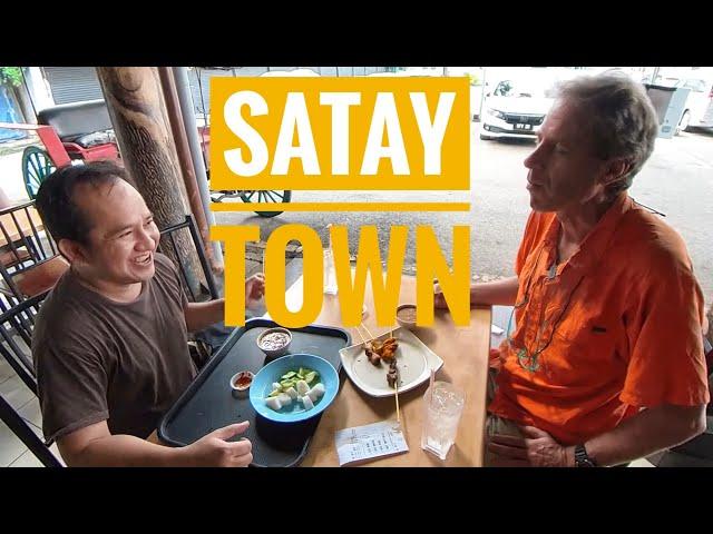 Who Serves the BEST Satay Kajang??! (A Guided Tour)