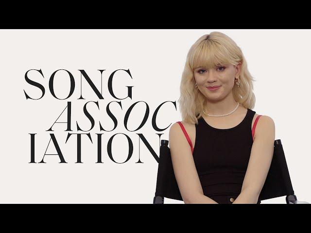 Maisie Peters Sings Ed Sheeran, Taylor Swift, & "Favourite Ex" in a Game of Song Association | ELLE