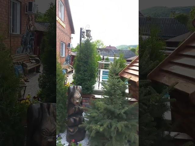 Господин постоялец! Бассейн, уютные номера, сауна, СПА, рафтинг, конные прогулки, пешие походы.