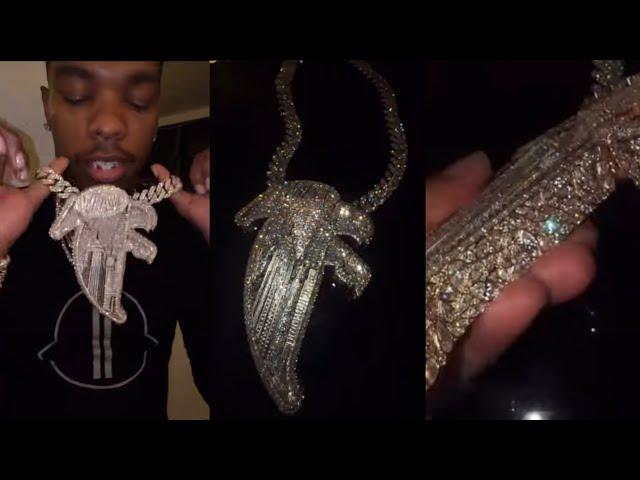 Lil Baby Drops $600K On A New Diamond Chain From Jewelry Unlimited & Says The Rings Cost $2M