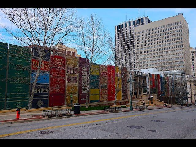 Kansas City library's huge bookshelf Mar 10