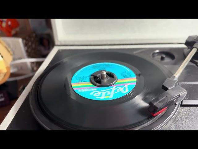 Cool record player: Crosley CR8017B Voyager Vintage Portable