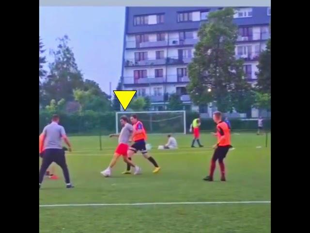 Magnus Carlsen Became A GrandMaster In FOOTBALL!