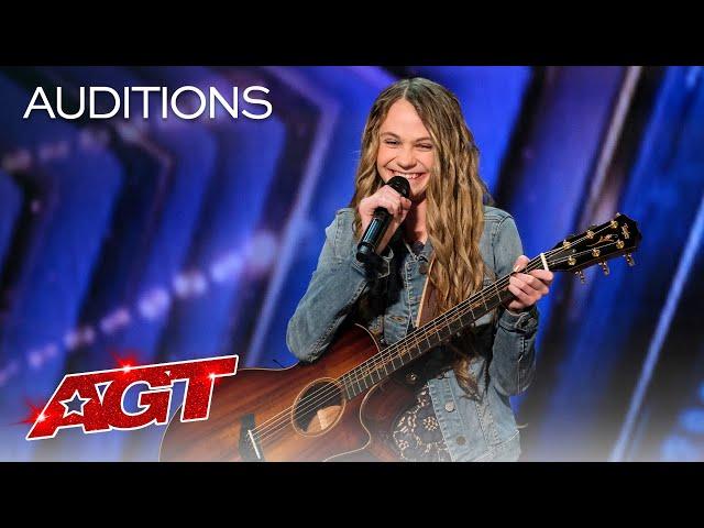 Teenager Kenadi Dodds Impresses Judges with an Original Country Song - America's Got Talent 2020