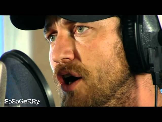 Gerard Butler sings 'The Music of the Night'