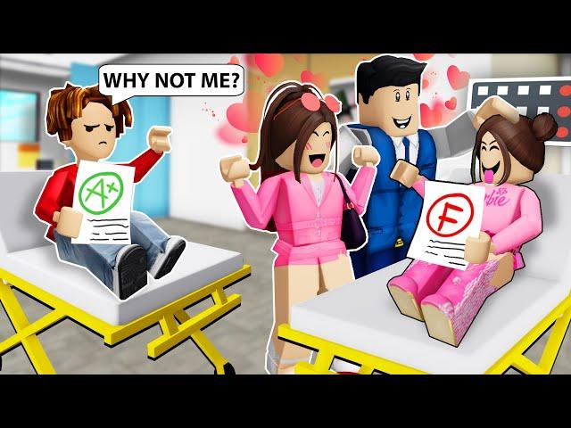 ROBLOX Brookhaven RP: Poor Brookhaven Family and Spoiled Brother | Gwen Gaming Roblox