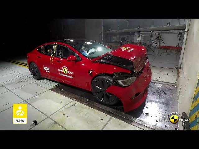 Tesla Model S  – Crash Test