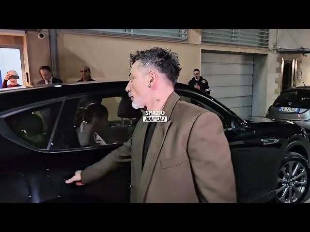 EZEQUIEL LAVEZZI a Terzo Tempo NAPOLI  | GUARDATE l’arrivo dell’argentino 