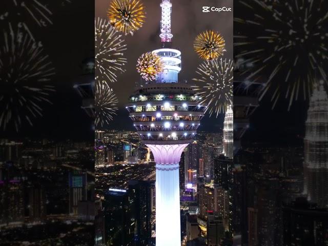 KLCC OR KL TOWER? COMMENT. #klcc  #kltower