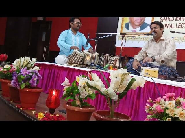 Dil e Nadan Tujhe huwa kiya hey ,,by Dheeraj Grover in my concert