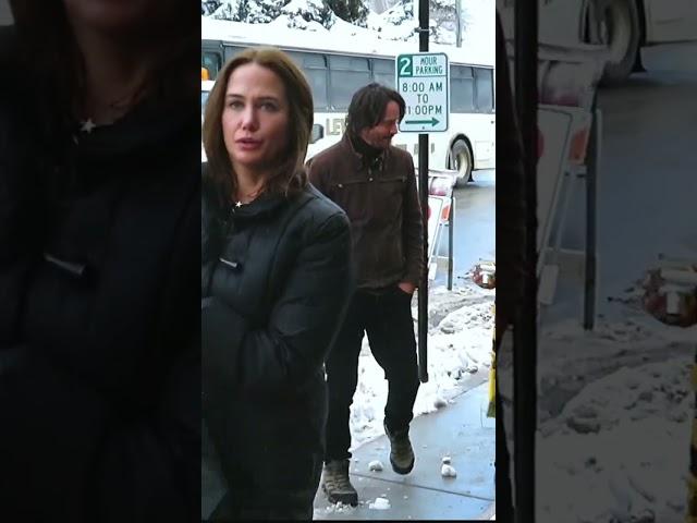 How Cool is Keanu Casually Chatting With Fans 