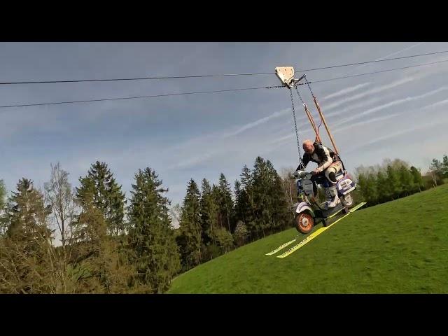 World record with the Vespa on the ski jump table in Europe!