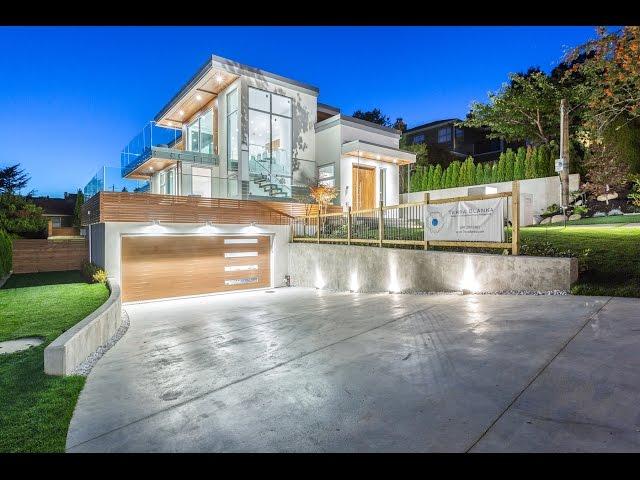 1715 22nd Street, West Vancouver | Derek Grech - 360hometours.ca