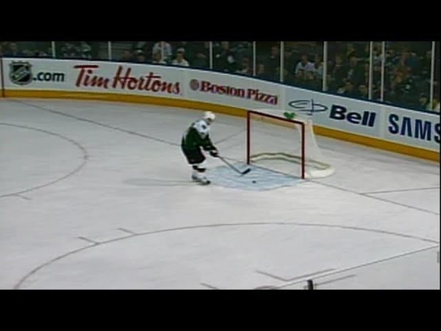 Flashback: Patrik Stefan's epic miss leads to Oilers goal